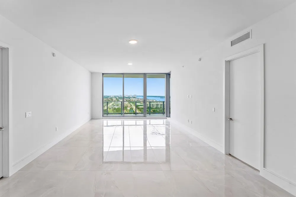 220 Lake Shore Drive #2005 Lake Park, FL 33403