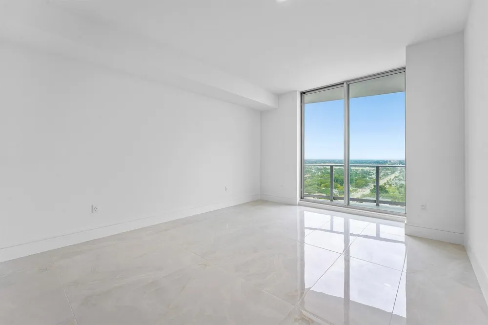 220 Lake Shore Drive #2005 Lake Park, FL 33403
