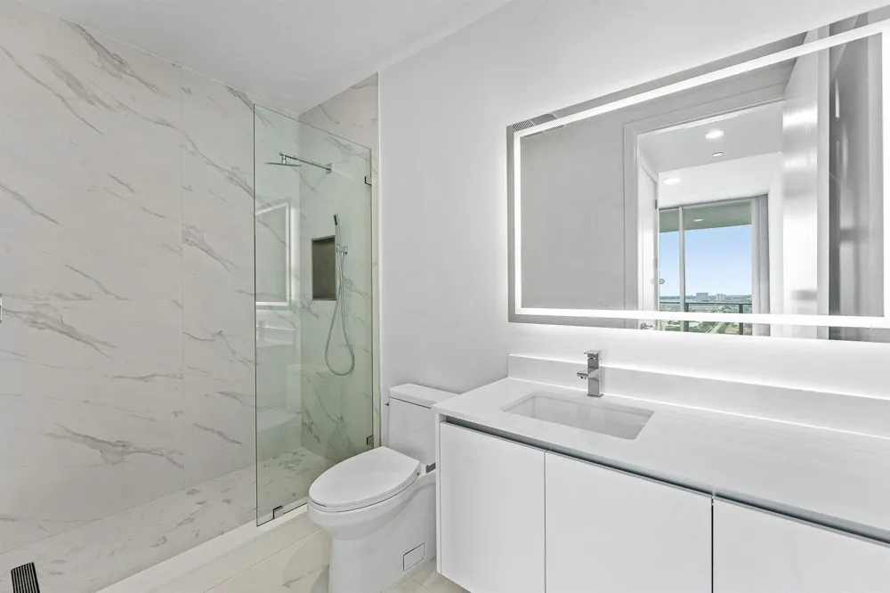 220 Lake Shore Drive #2005 Lake Park, FL 33403