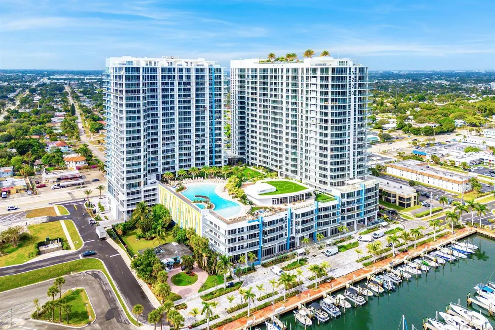 220 Lake Shore Drive #2005 Lake Park, FL 33403