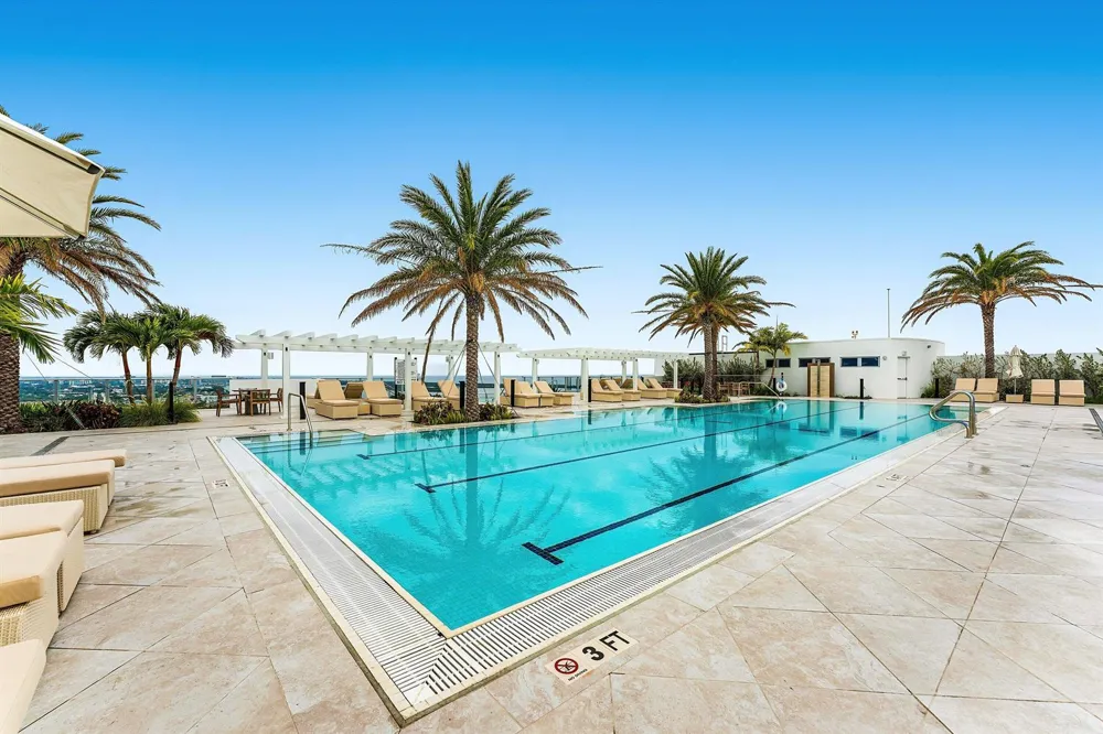 220 Lake Shore Drive #2005 Lake Park, FL 33403