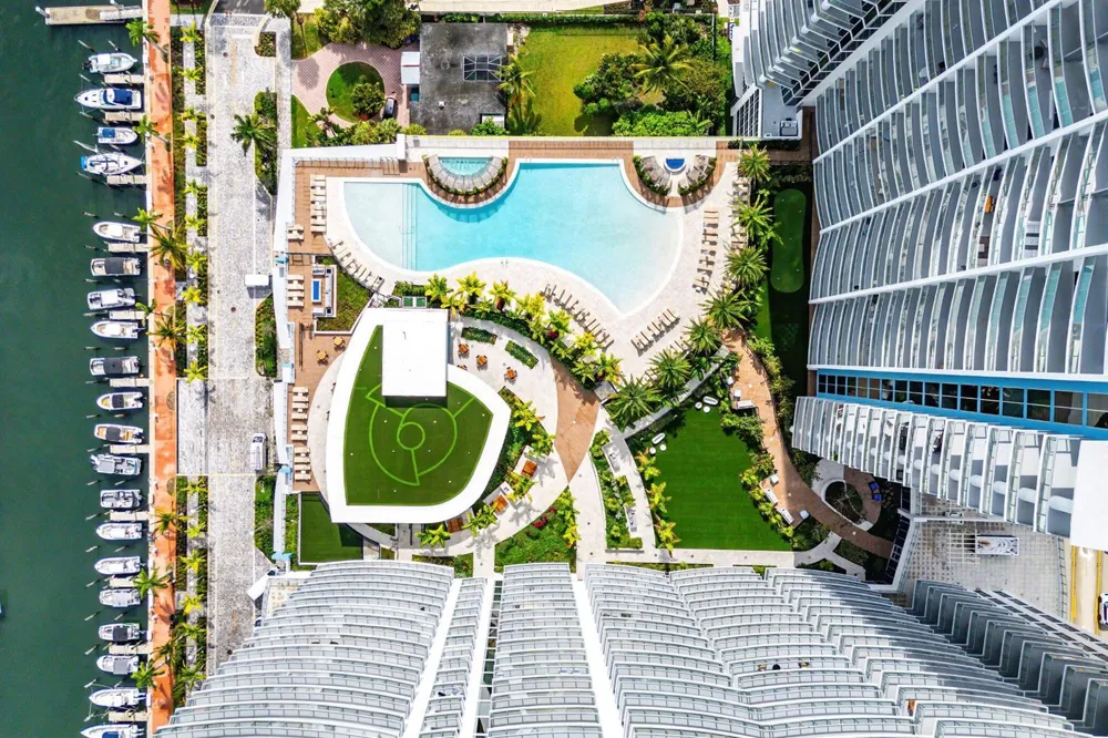 220 Lake Shore Drive #2005 Lake Park, FL 33403