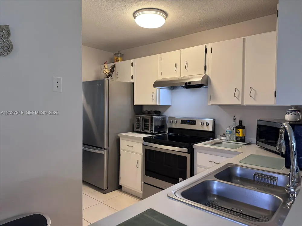 12204 NW 36th Pl Sunrise, FL 33323