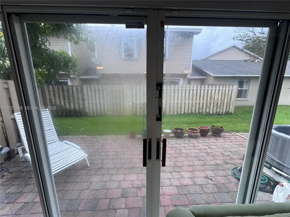 12204 NW 36th Pl Sunrise, FL 33323
