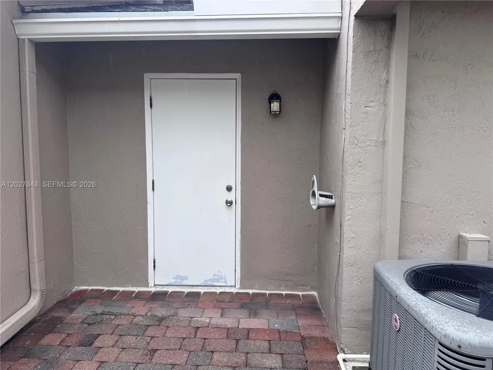 12204 NW 36th Pl Sunrise, FL 33323