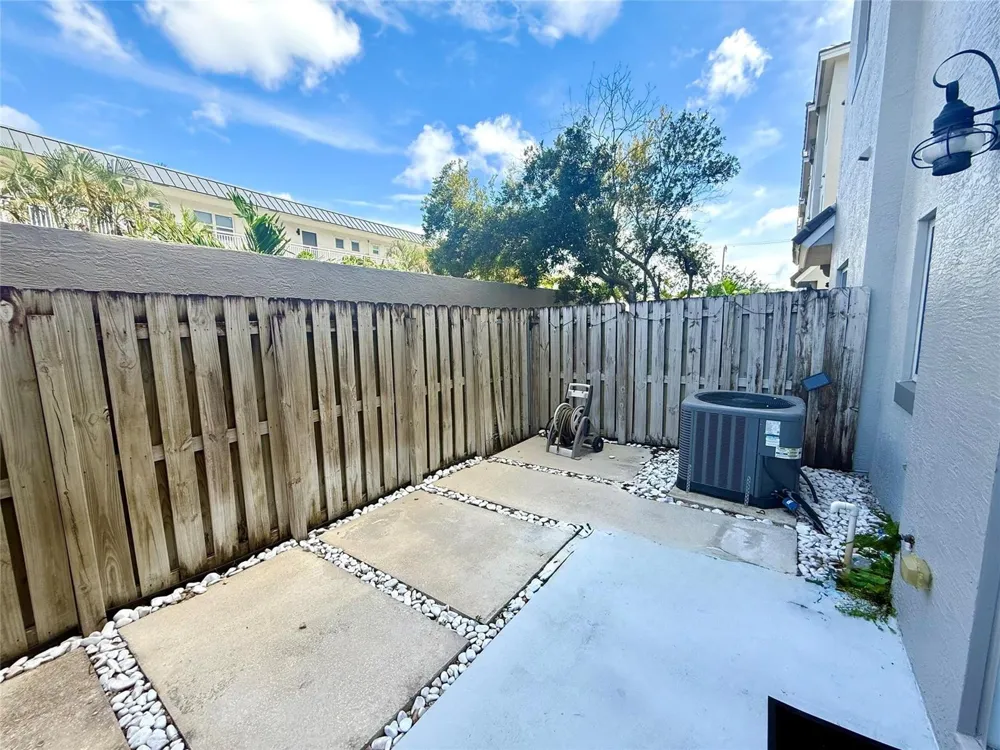 1951 Coral Heights Boulevard #402 Oakland Park, FL 33308