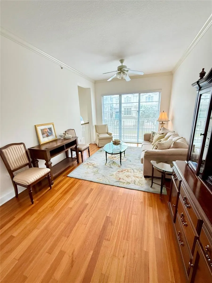 1951 Coral Heights Boulevard #402 Oakland Park, FL 33308