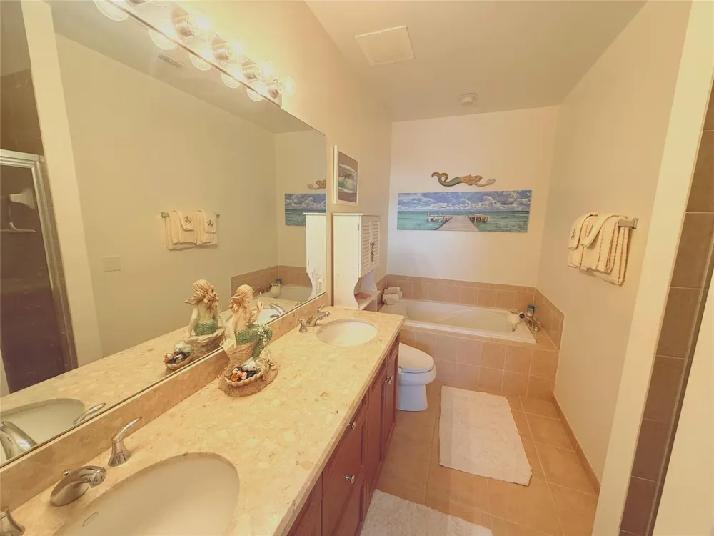 1951 Coral Heights Boulevard #402 Oakland Park, FL 33308