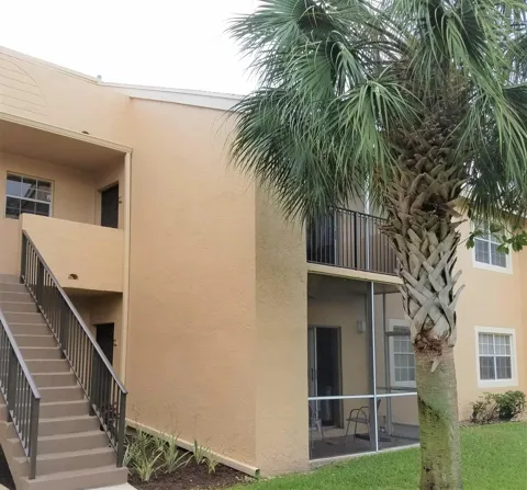 751 Cypress Lane #L7