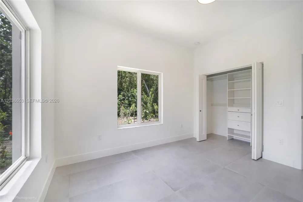 5 Bowen Dr Key Largo, FL 33037