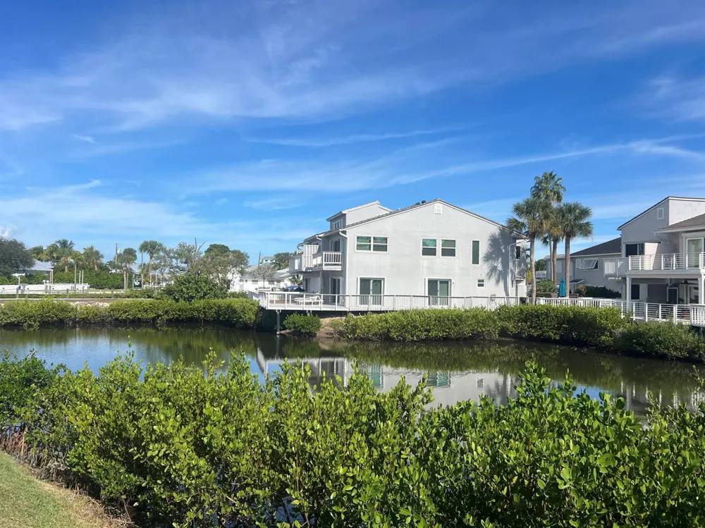 2486 Harbour Cove Drive Hutchinson Island, FL 34949