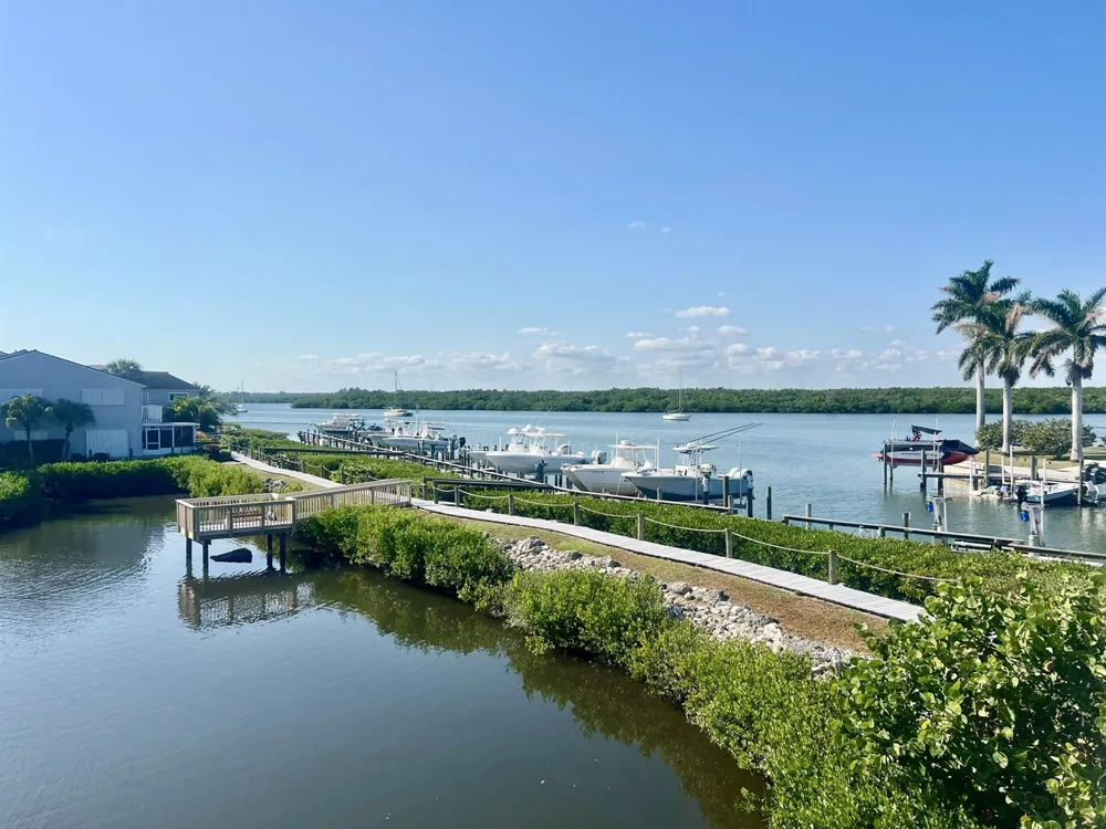 2486 Harbour Cove Drive Hutchinson Island, FL 34949