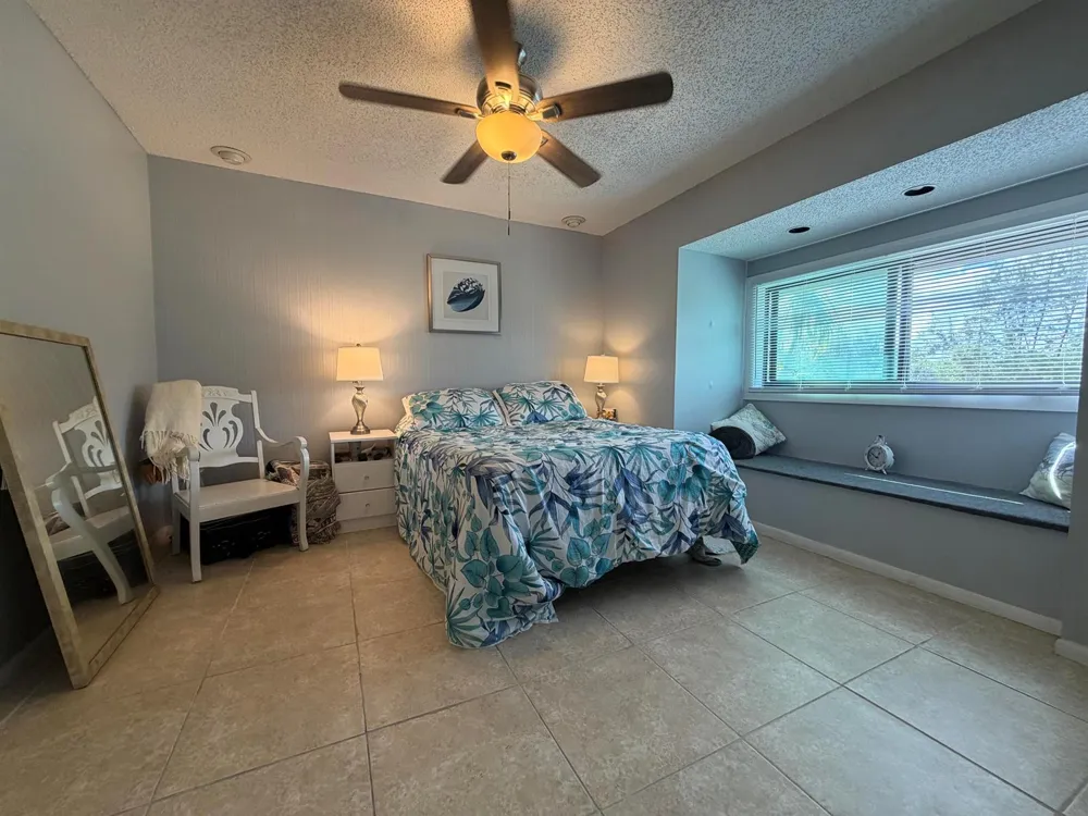 4235 Highway A1a #14 Hutchinson Island, FL 34949