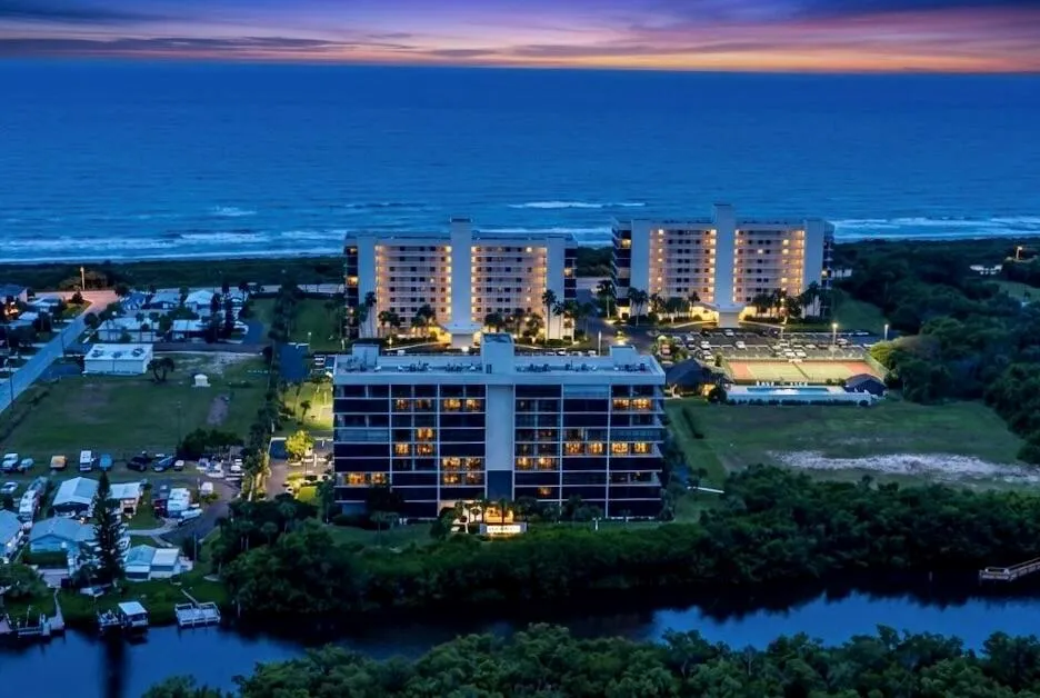5055 Highway A1a #903 Hutchinson Island, FL 34949