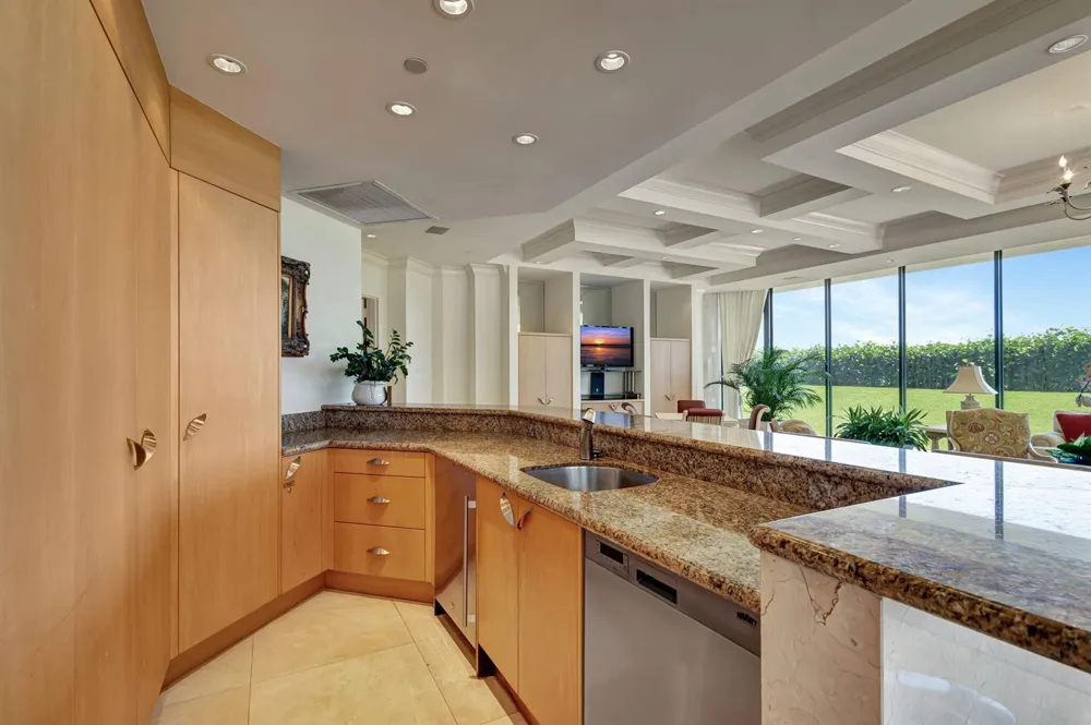 800 Ocean Drive #404 Juno Beach, FL 33408