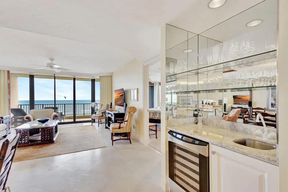 800 Ocean Drive #404 Juno Beach, FL 33408