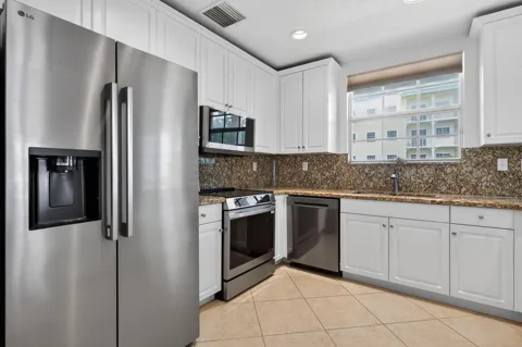 800 Juno Ocean Walk #304