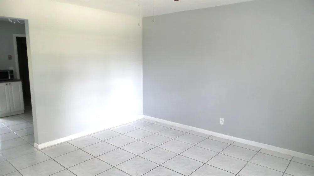 5227 SW 94th Avenue Cooper City, FL 33328