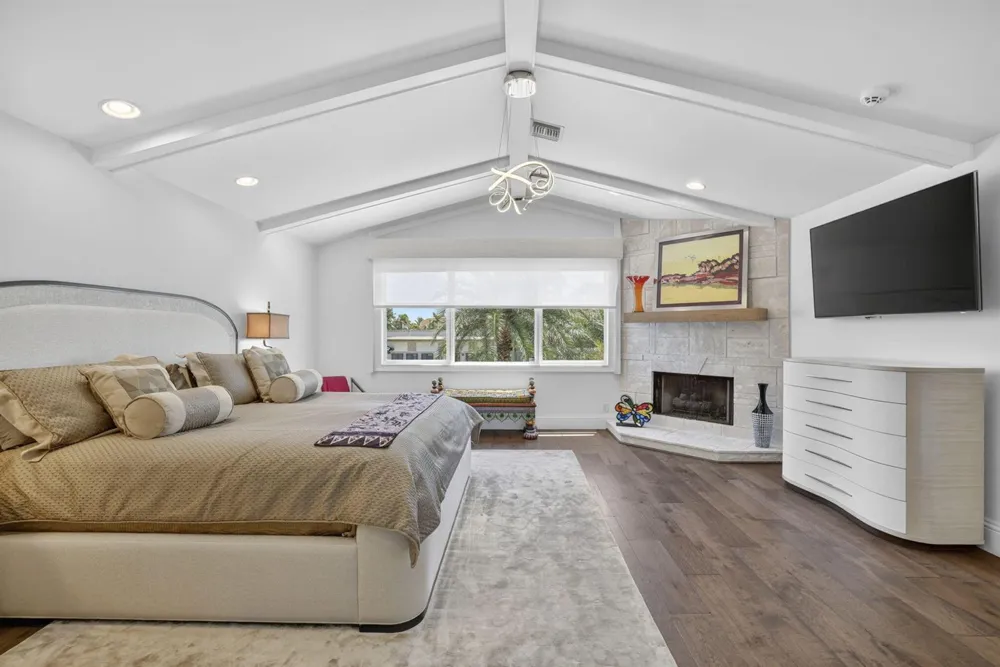 2920 NE 47th Street Lighthouse Point, FL 33064
