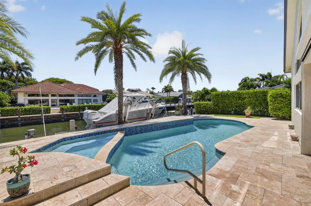 2920 NE 47th Street Lighthouse Point, FL 33064