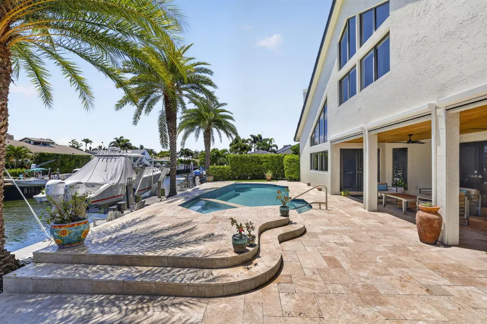 2920 NE 47th Street Lighthouse Point, FL 33064