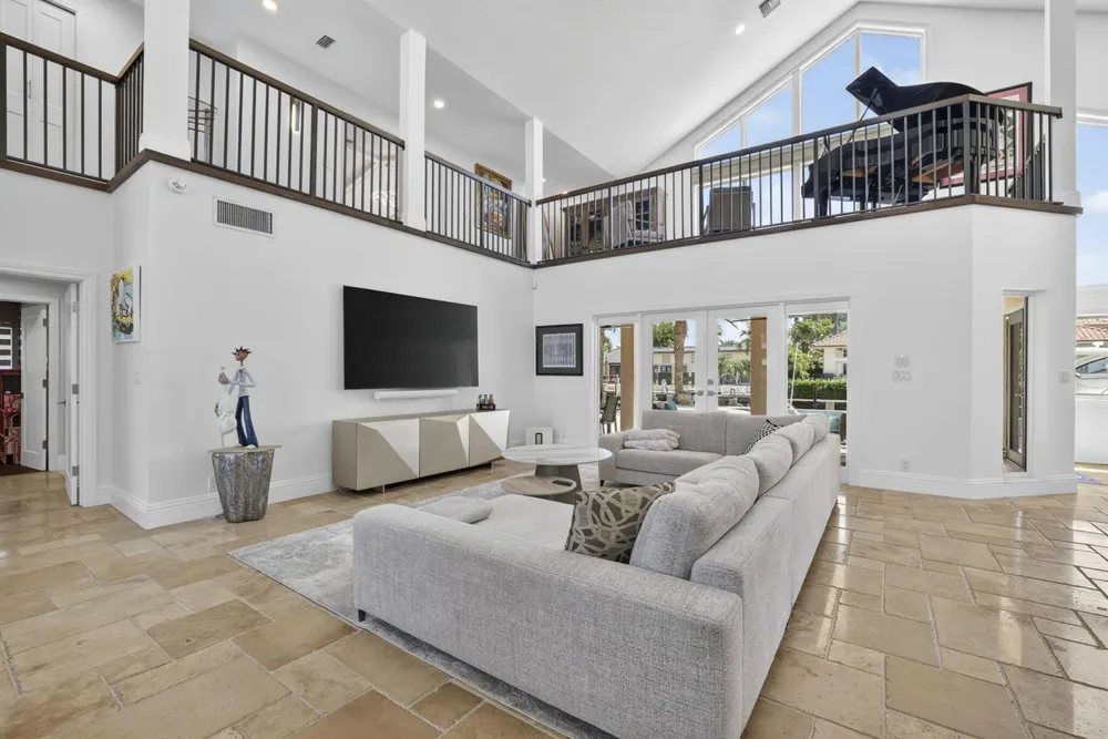 2920 NE 47th Street Lighthouse Point, FL 33064
