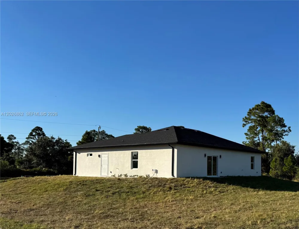 713 DA VINCI AVE S Lehigh Acres, FL 33974
