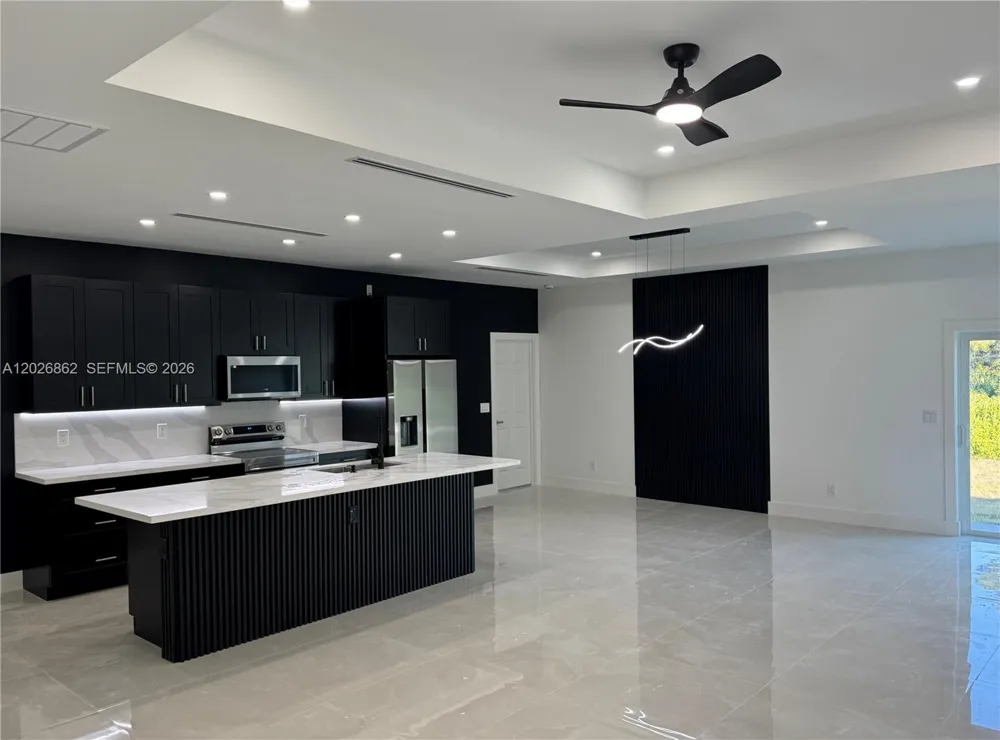 713 DA VINCI AVE S Lehigh Acres, FL 33974
