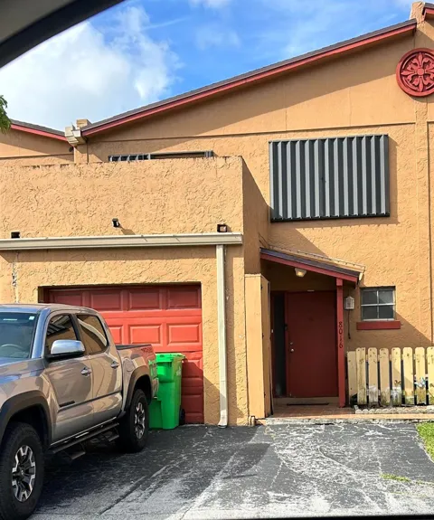 8016 NW 27th Court