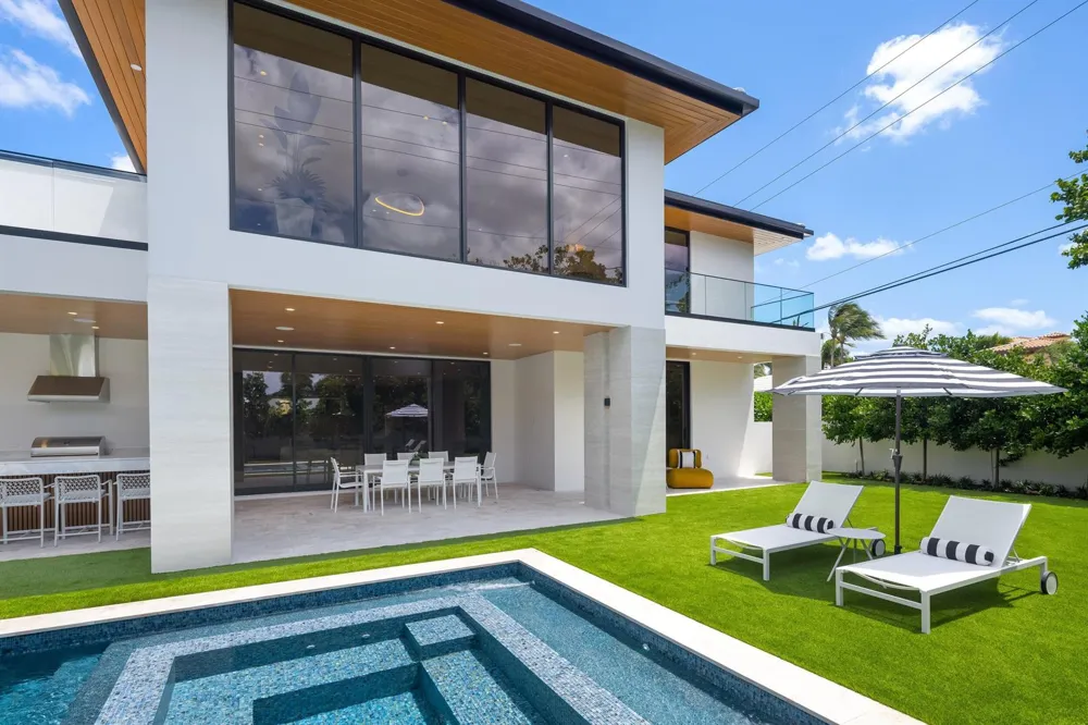 1351 Cocoanut Road Boca Raton, FL 33432