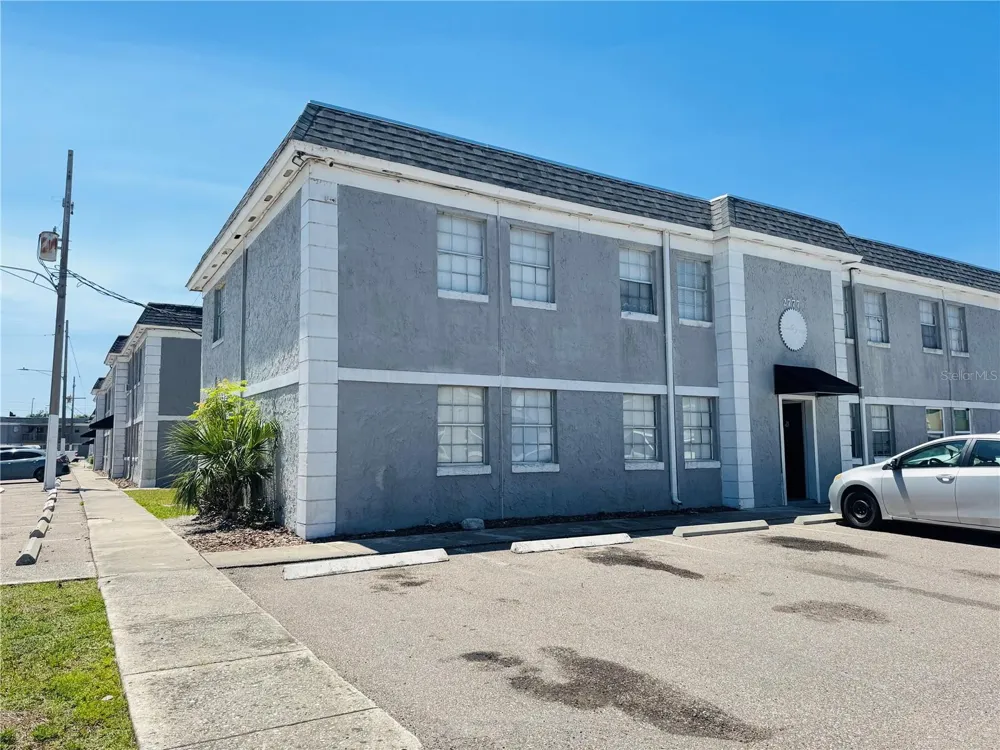2777 L B MCLEOD ROAD #2777A Orlando, FL 32805