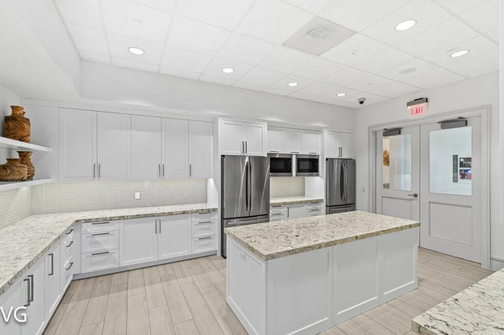 9374 Mountain Pne Grove Boynton Beach, FL 33473