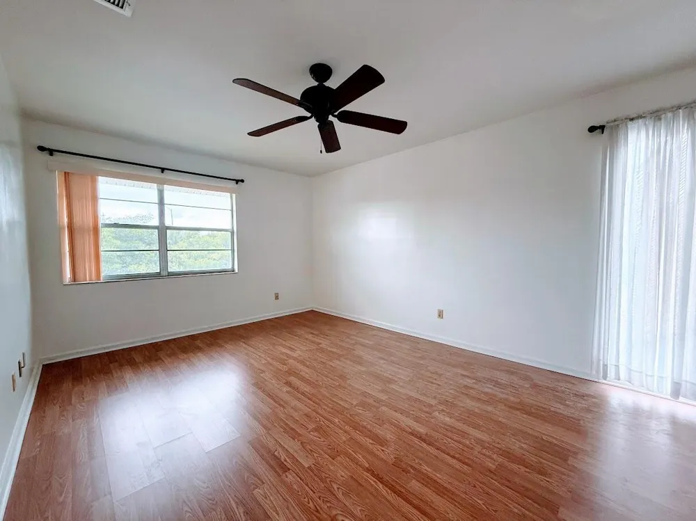 1845 Robalo Drive #205 Vero Beach, FL 32960
