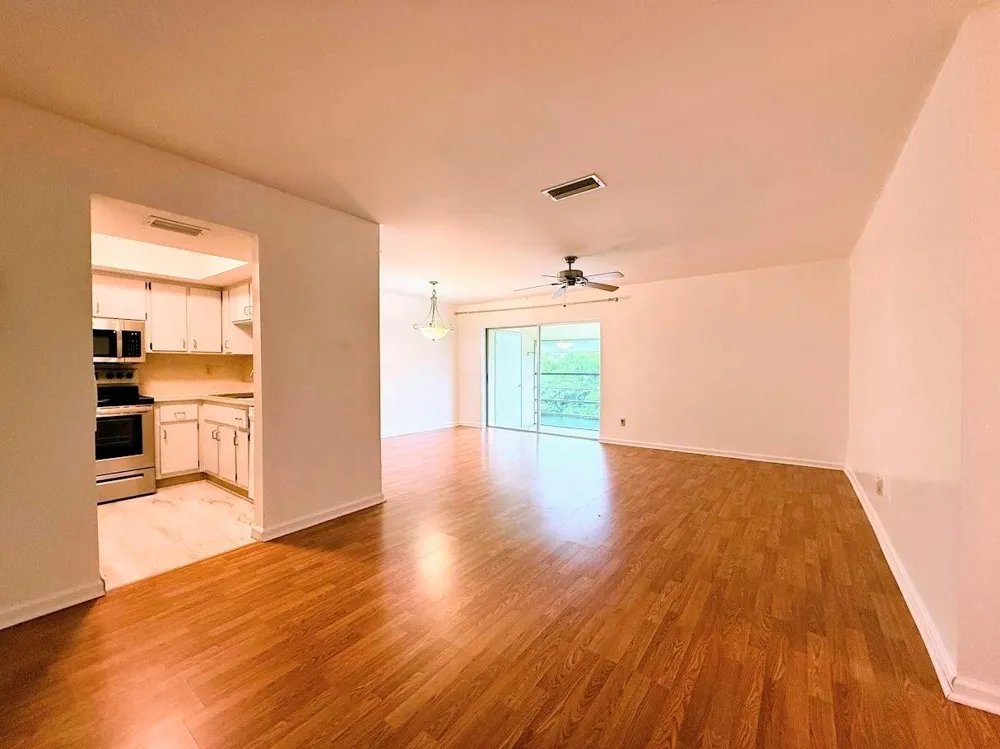 1845 Robalo Drive #205 Vero Beach, FL 32960
