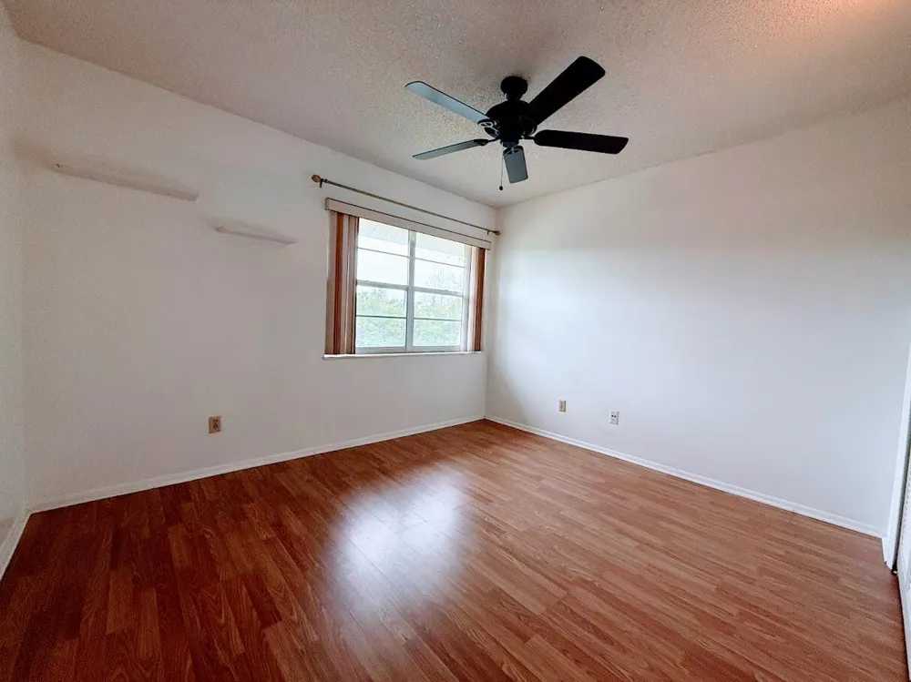 1845 Robalo Drive #205 Vero Beach, FL 32960