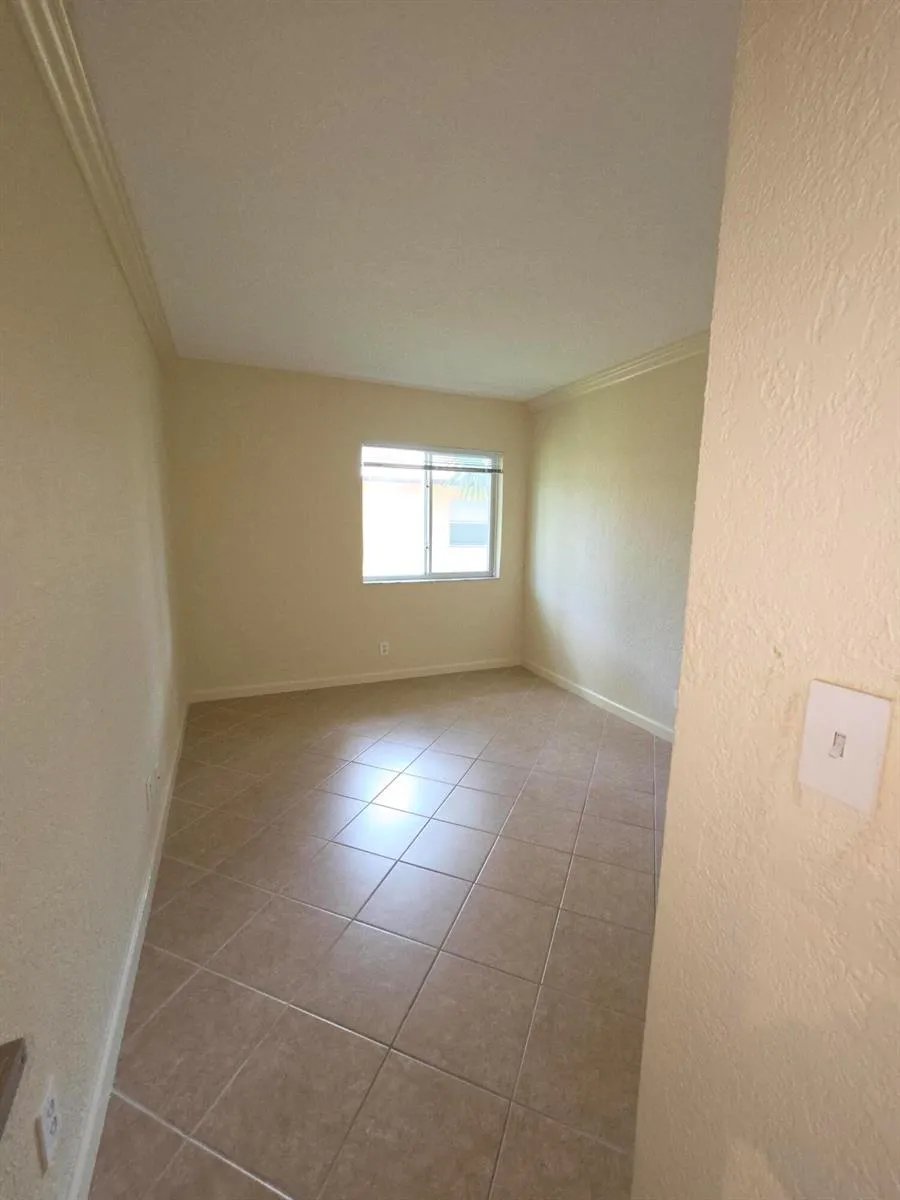 2660 NE 8th Avenue #Unit 219 Wilton Manors, FL 33334