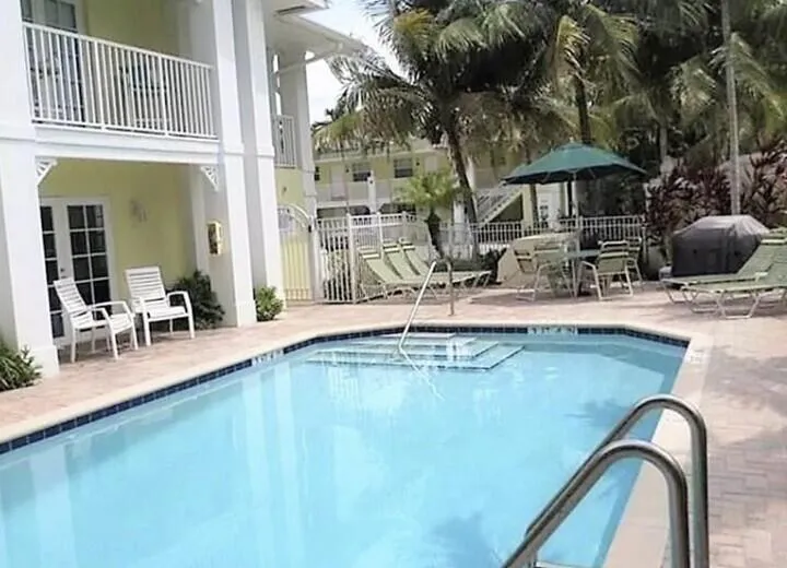 2660 NE 8th Avenue #Unit 219 Wilton Manors, FL 33334