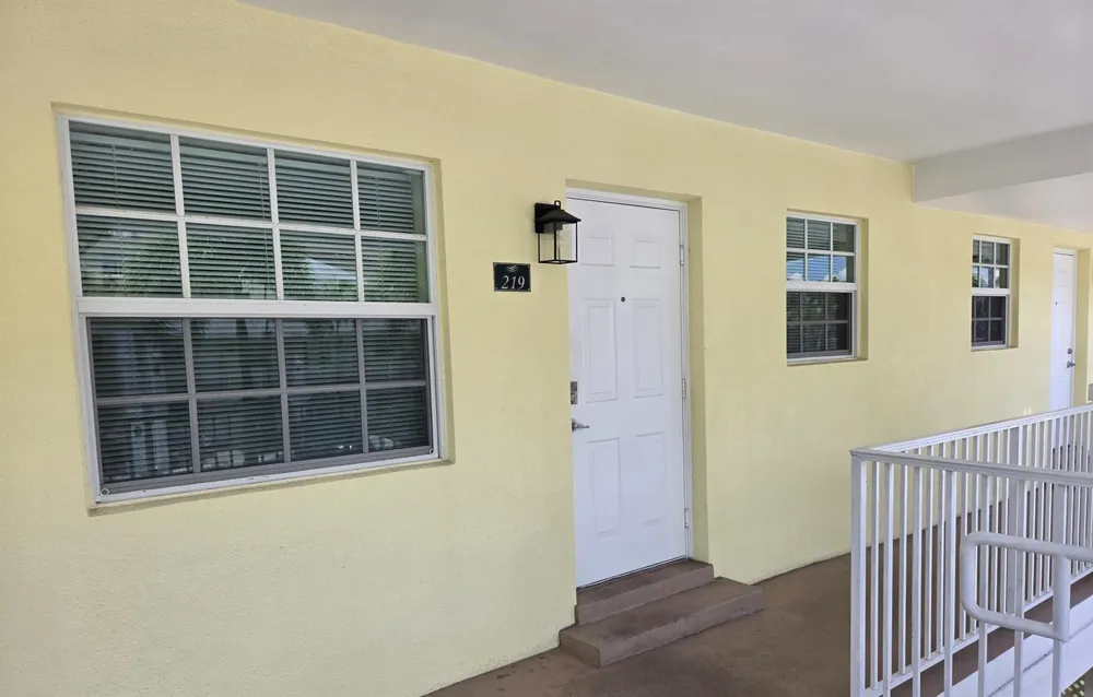 2660 NE 8th Avenue #Unit 219 Wilton Manors, FL 33334