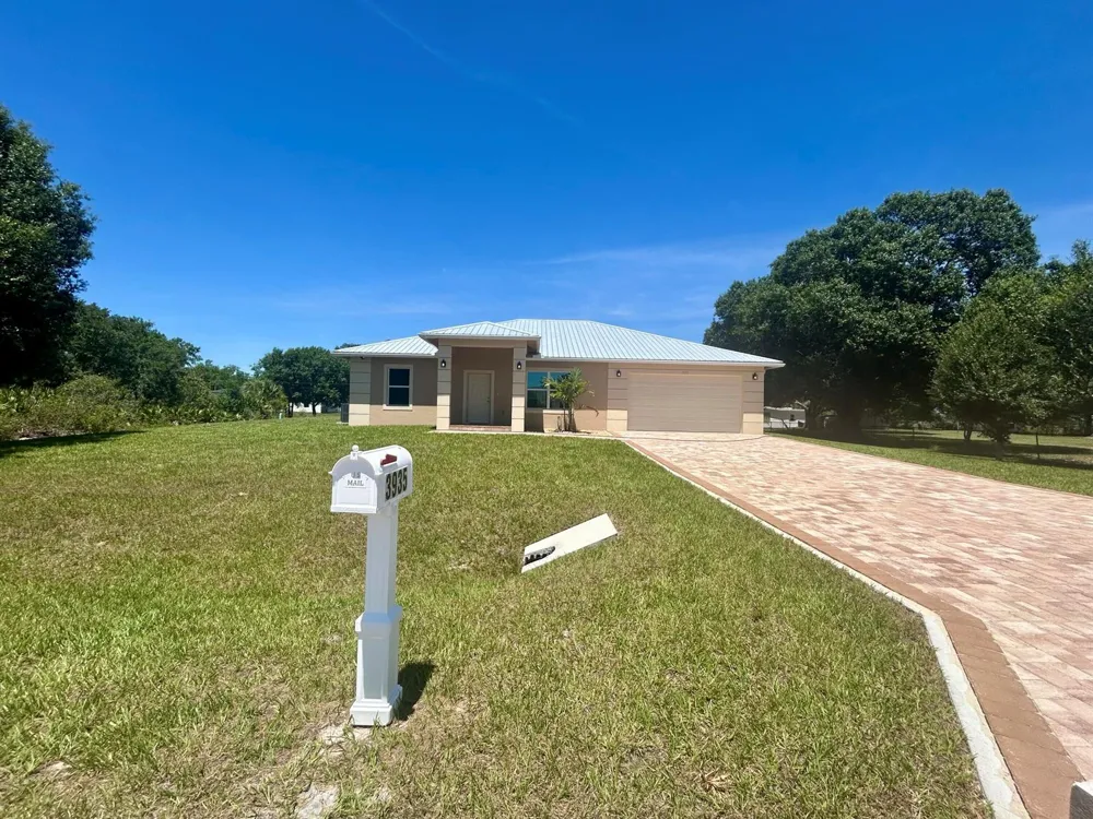 3935 NW 18th Avenue Okeechobee, FL 34972