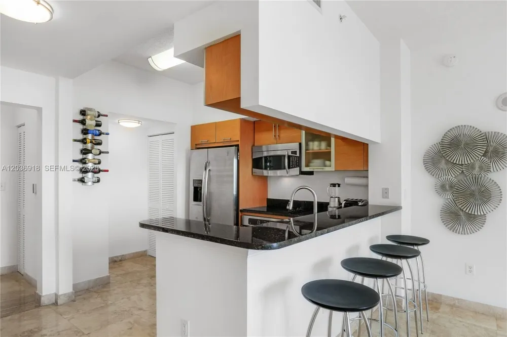 31 SE 5th St #3812 Miami, FL 33131