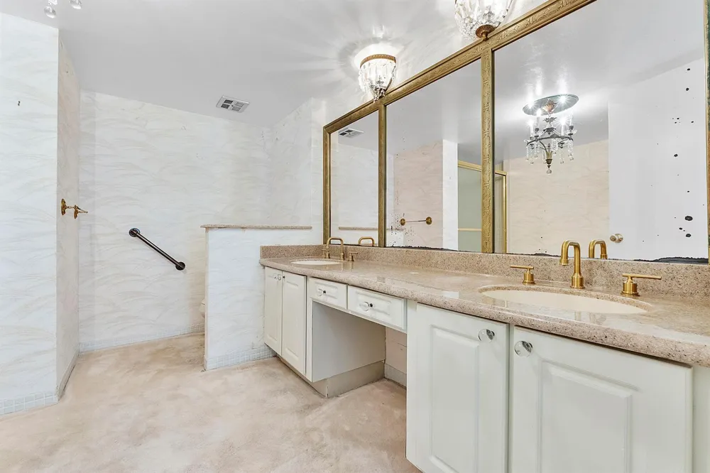 2751 S Ocean Drive #602s Hollywood, FL 33019