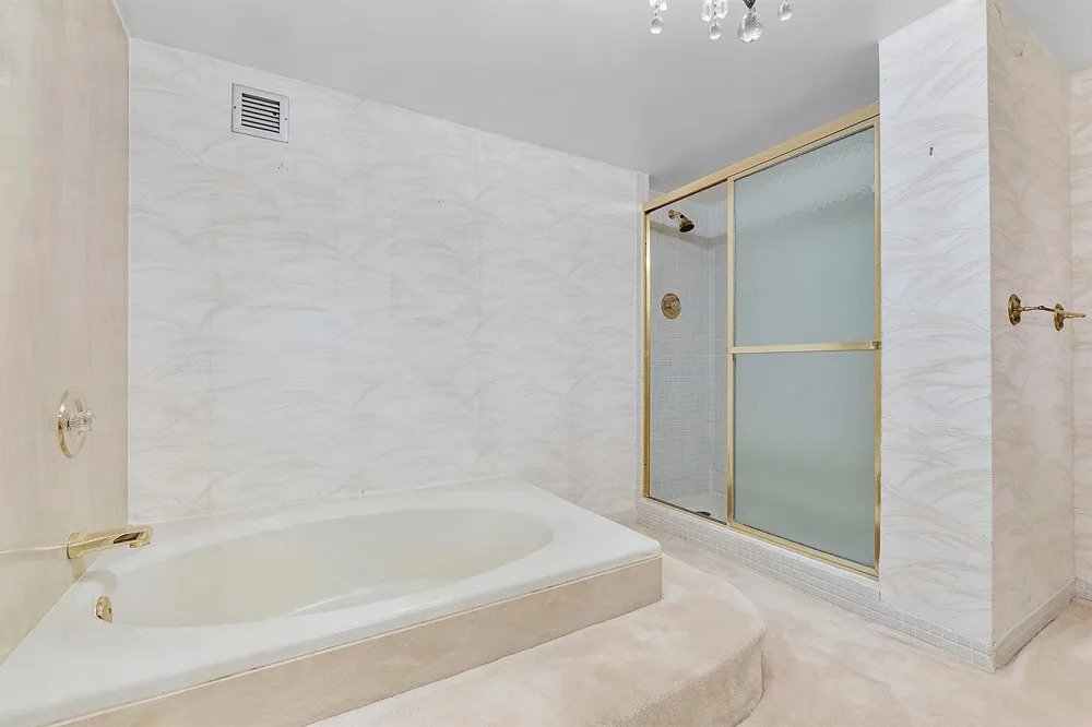 2751 S Ocean Drive #602s Hollywood, FL 33019