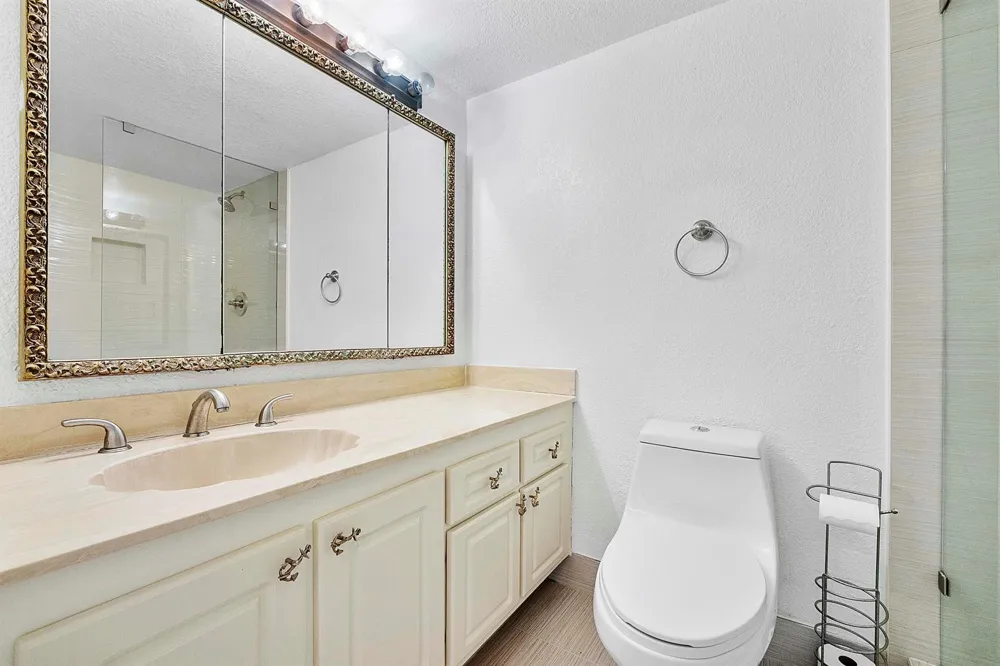 2751 S Ocean Drive #602s Hollywood, FL 33019