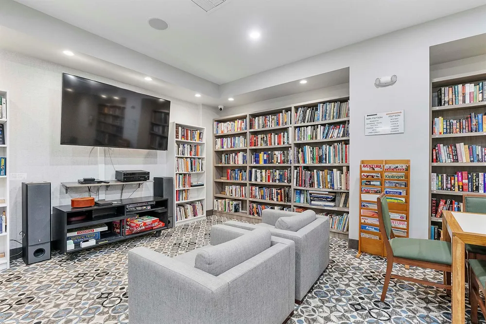 2751 S Ocean Drive #602s Hollywood, FL 33019