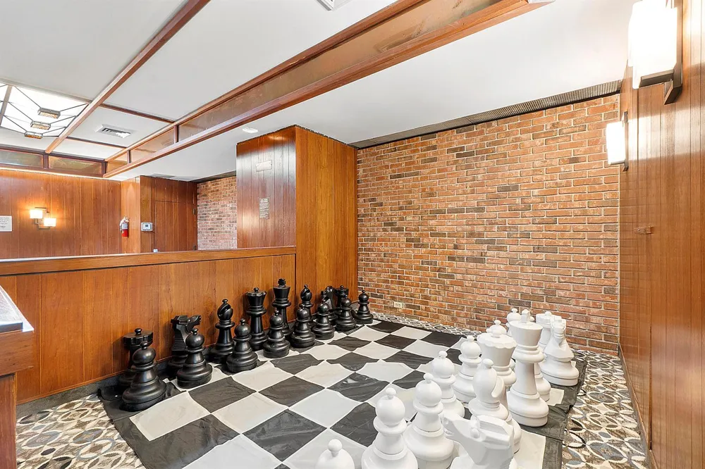 2751 S Ocean Drive #602s Hollywood, FL 33019