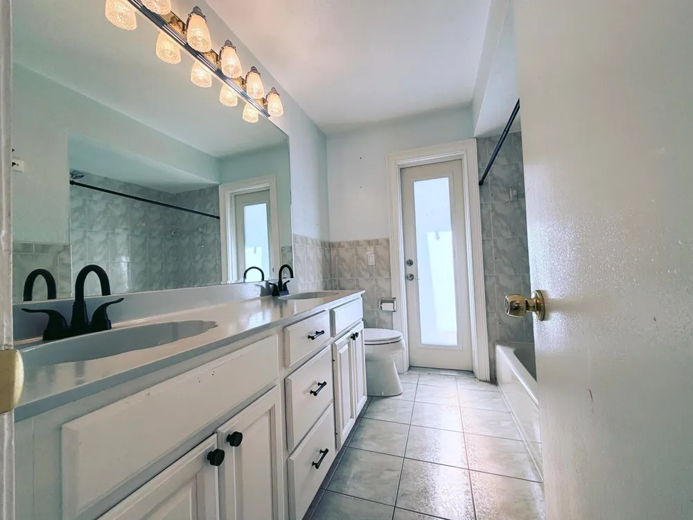 11441 NW 29th Manor Sunrise, FL 33323