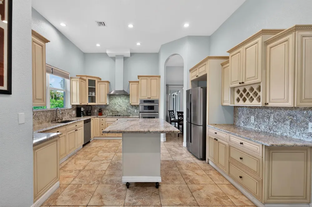 16541 SW 62nd Street Southwest Ranches, FL 33331