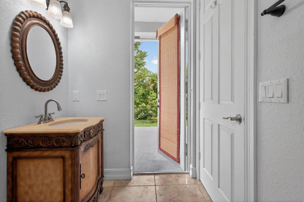 16541 SW 62nd Street Southwest Ranches, FL 33331