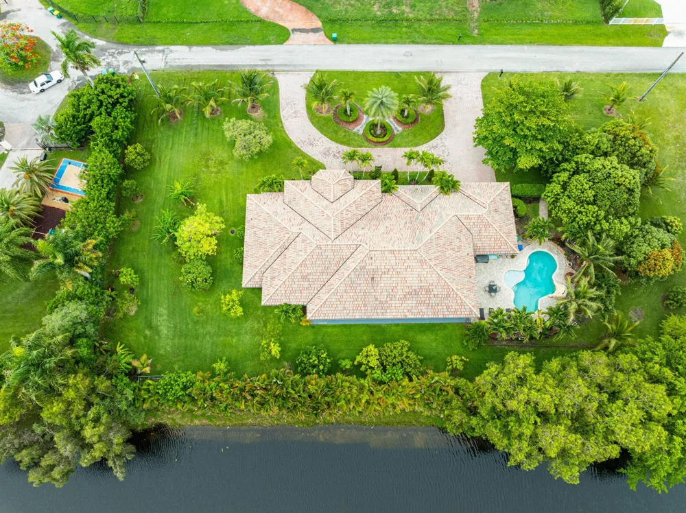 16541 SW 62nd Street Southwest Ranches, FL 33331