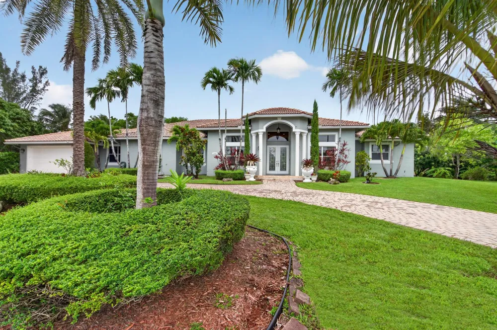 16541 SW 62nd Street Southwest Ranches, FL 33331